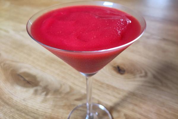 Card background for Frozen Erdbeermargarita