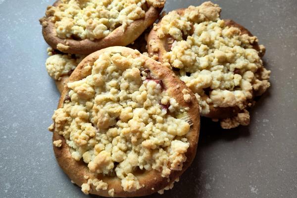 Card background for Streuseltaler