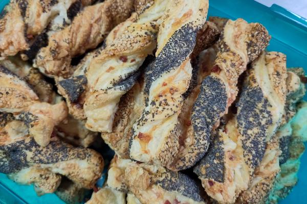 Card background for Knusperstangen