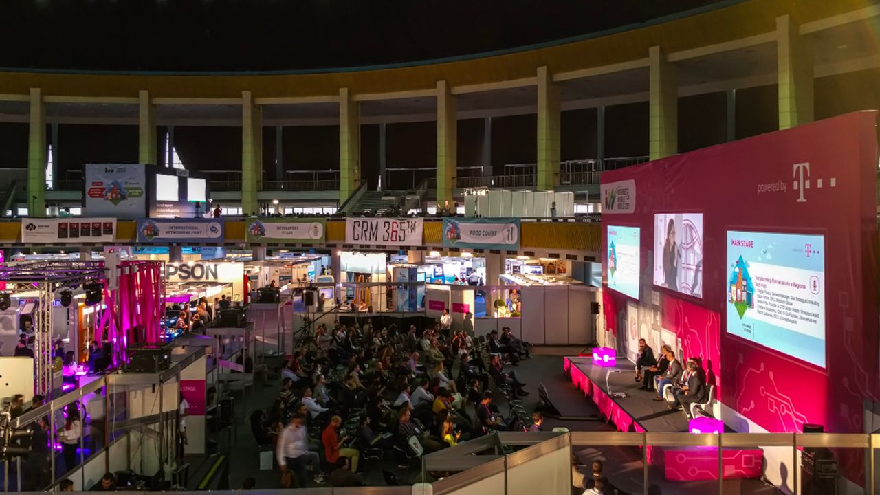 Internet & Mobile World 2015