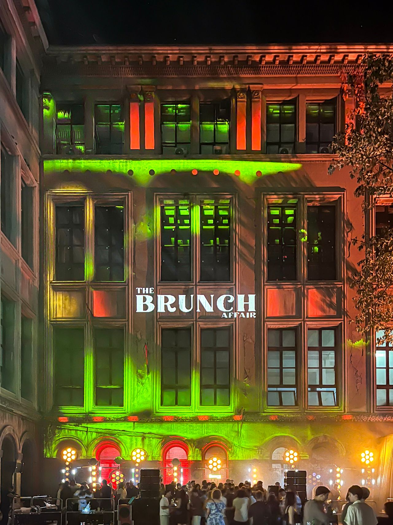 The Brunch Affair — Ben Sterling at Casa Presei