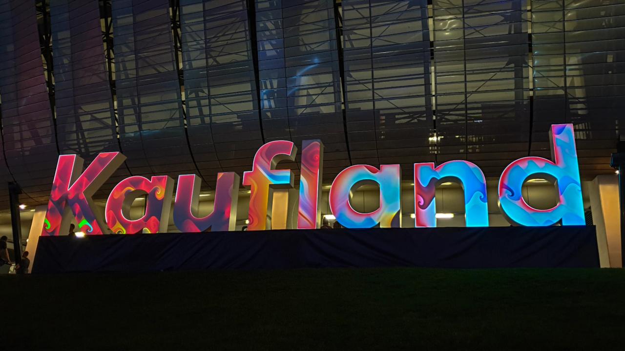 Proiecție Kaufland la UNTOLD 2019