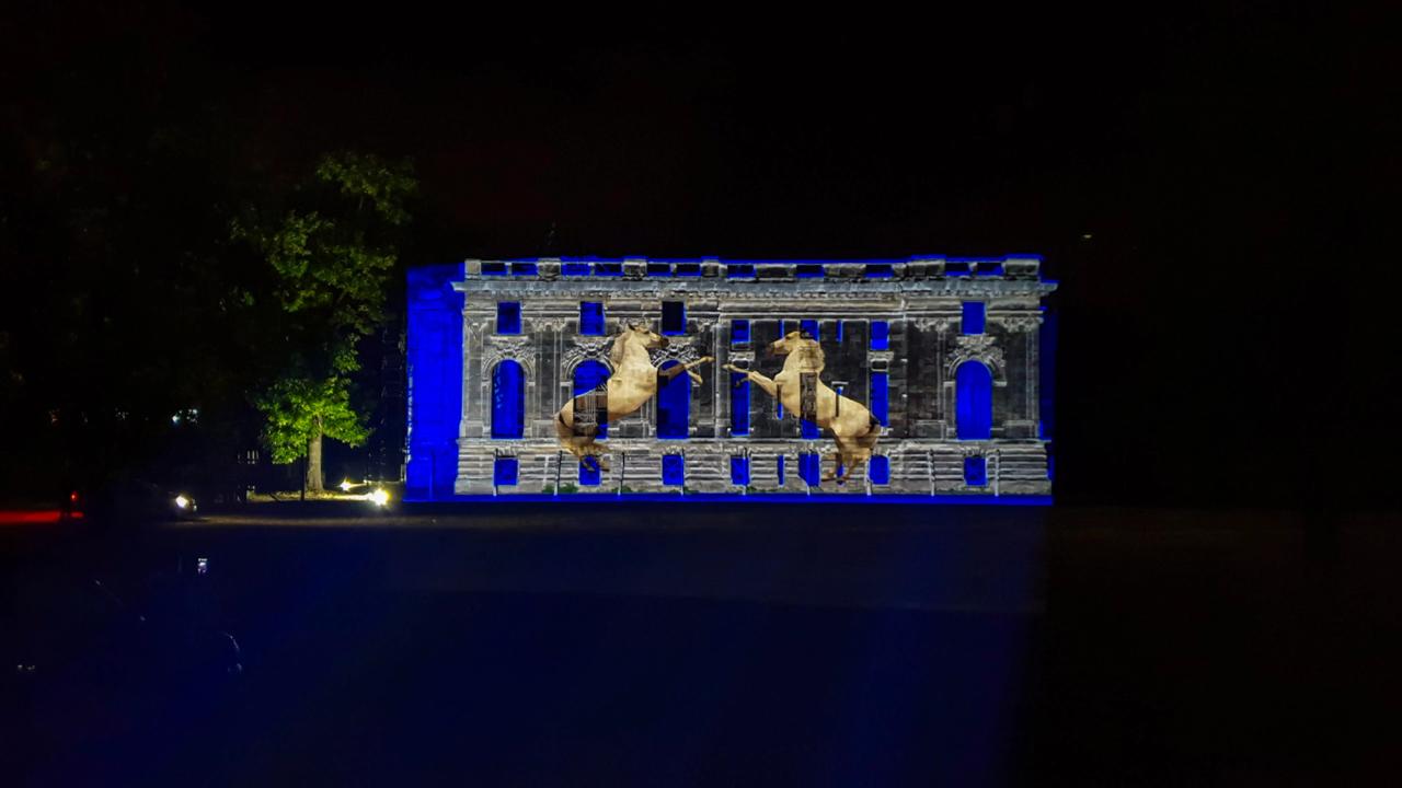 Scena Micului Trianon — Karpatia Pony Show 2019