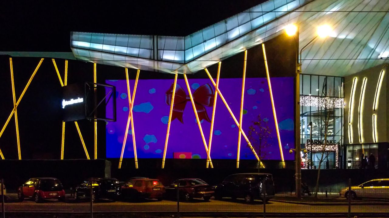 ParkLake Façade Projection