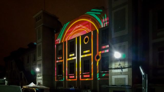 Creative Est Silent DANCE — Flaros Factory