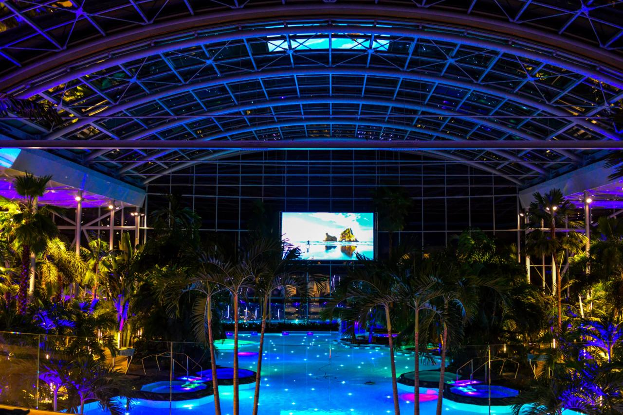 ShortsUP POOL Cinema at Therme București