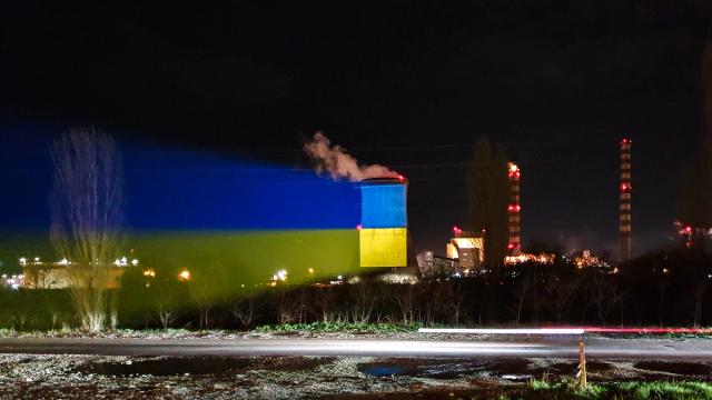 Greenpeace — Stop Fuelling War at Lukoil Refinery