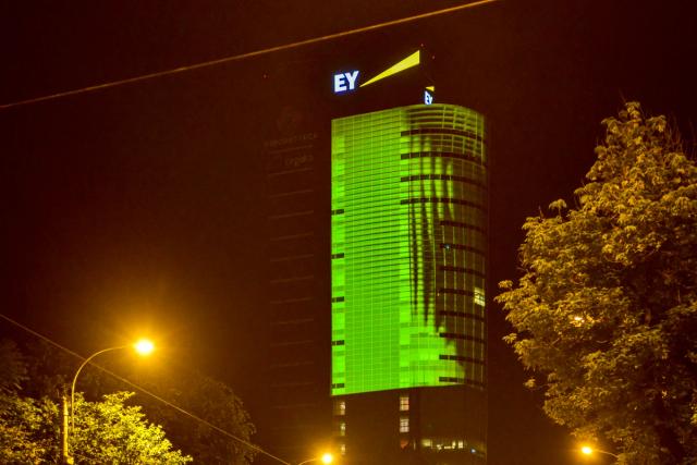 EY Romania — 25th Anniversary Tower Mapping