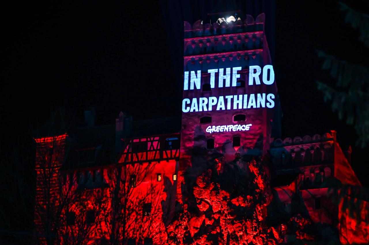 Greenpeace — SOS Carpathian Forest at Bran Castle