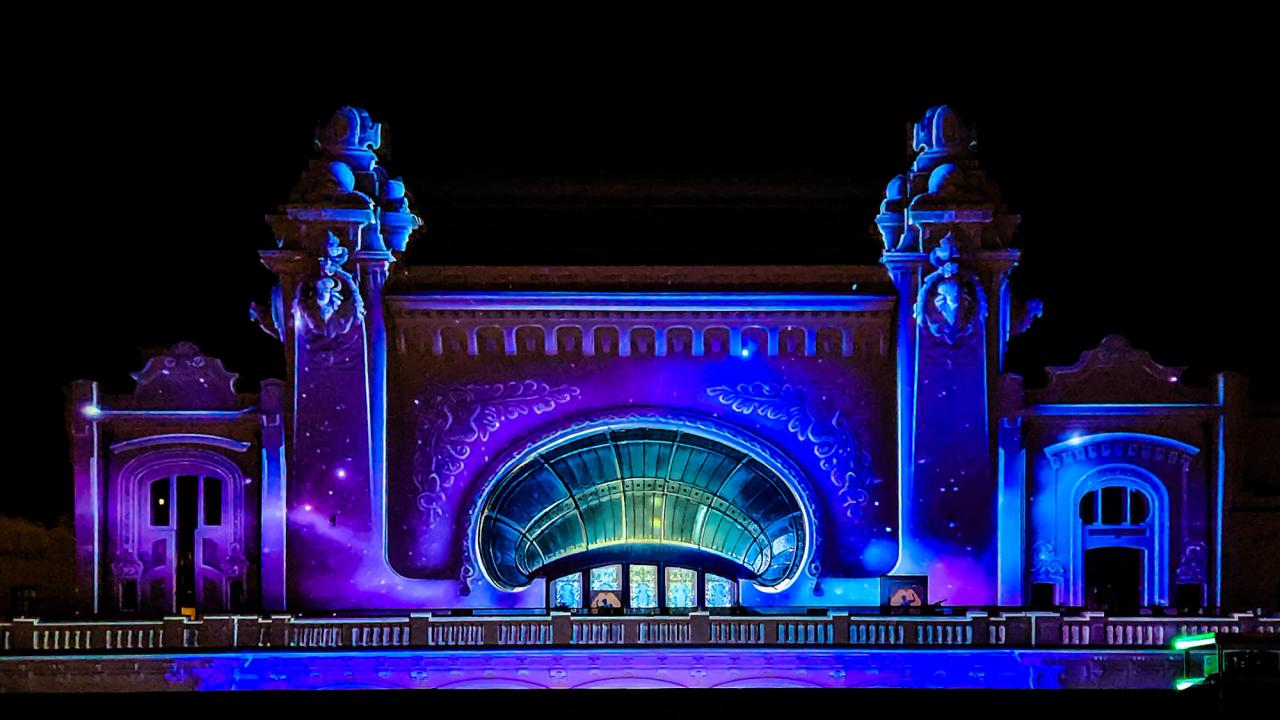 “E Cool să Fii Cult” — Constanța Casino