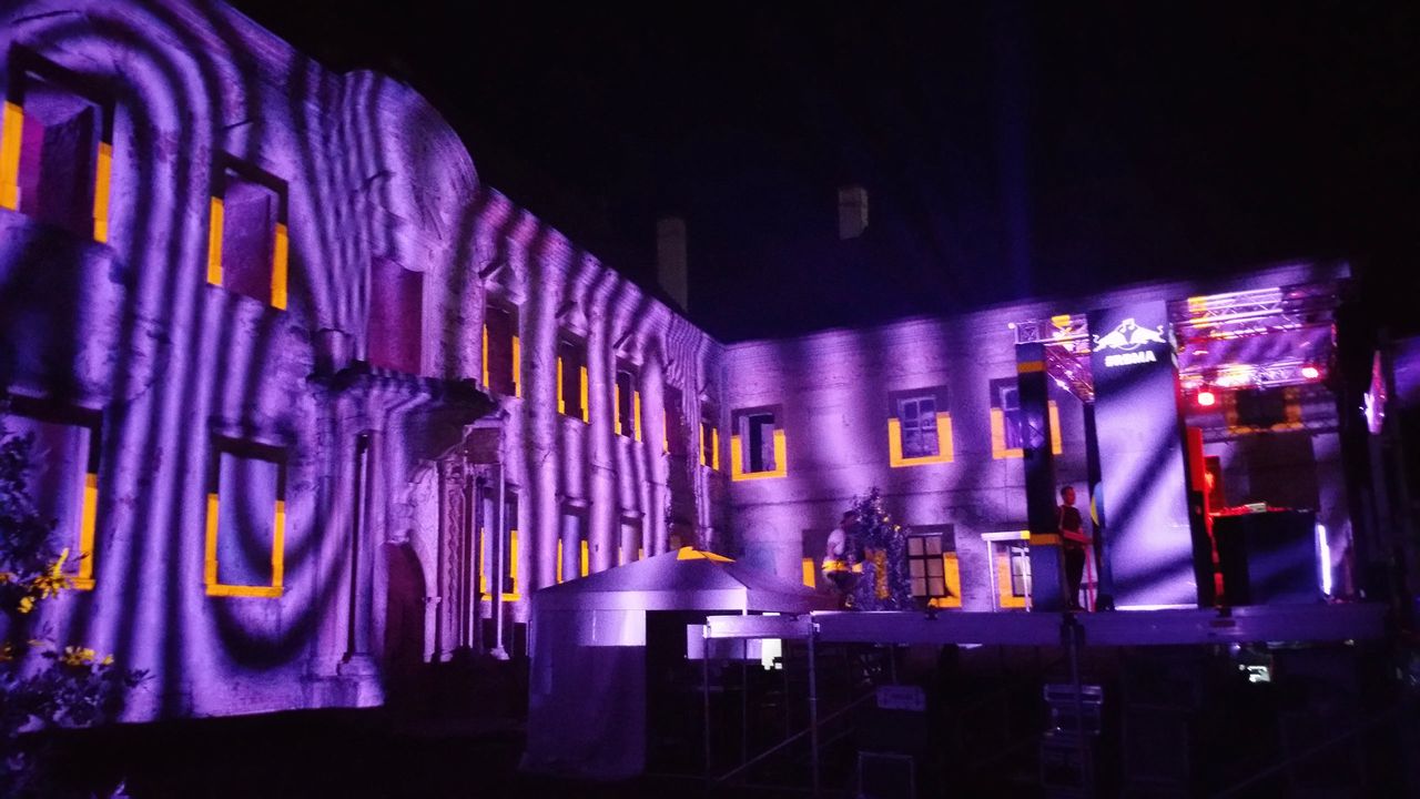 Electric Castle — Bánffy Castle Courtyard Mapping