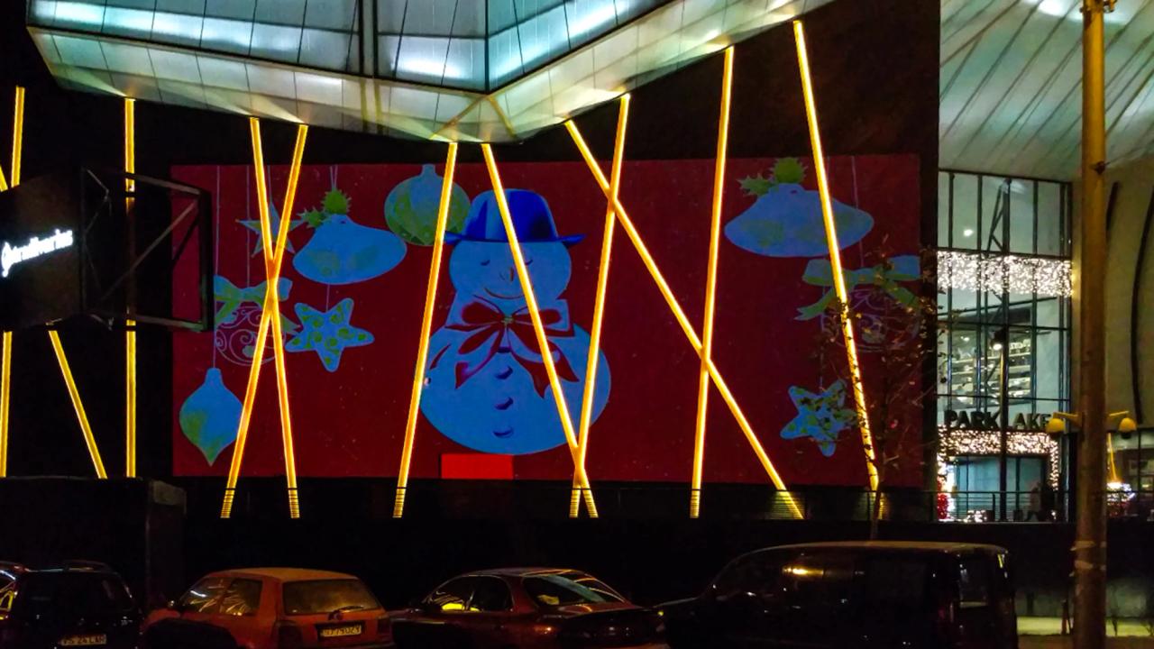 ParkLake Façade Projection