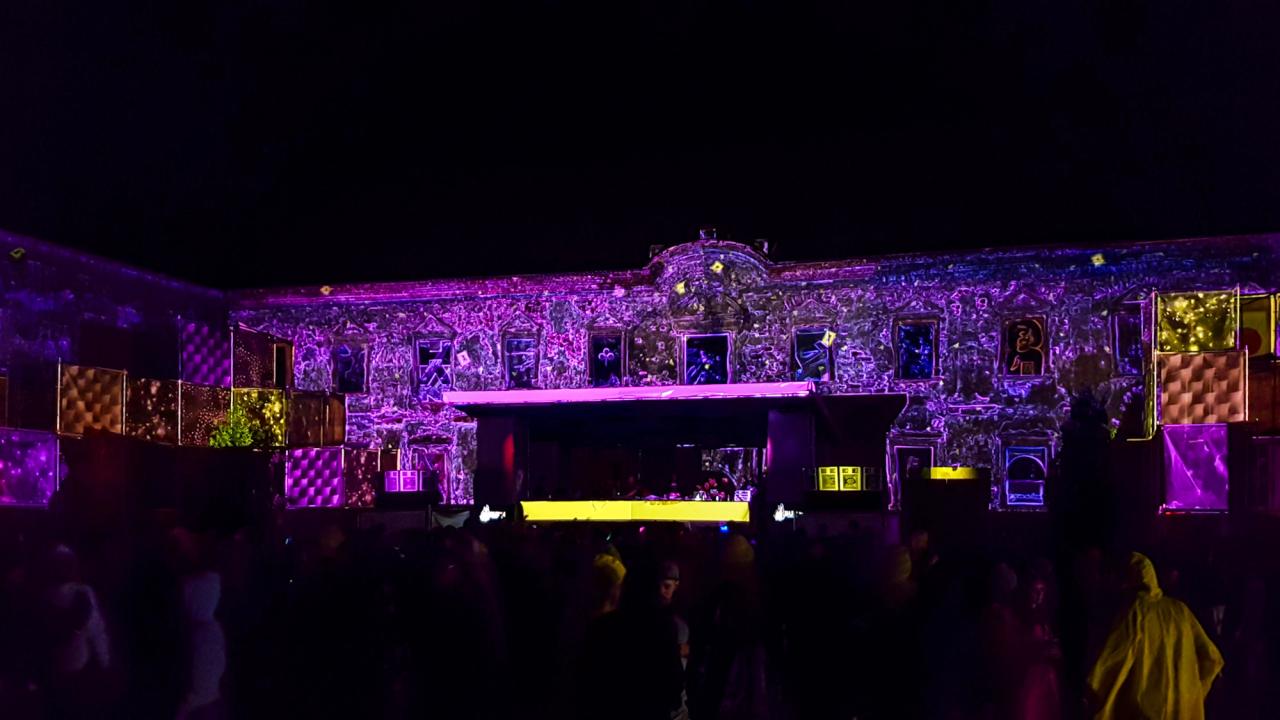 Electric Castle — Bánffy Castle Courtyard Mapping