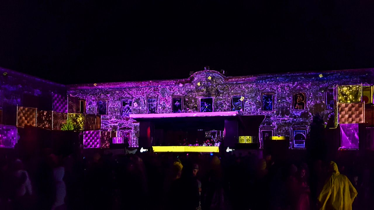 Electric Castle — Bánffy Castle Courtyard Mapping