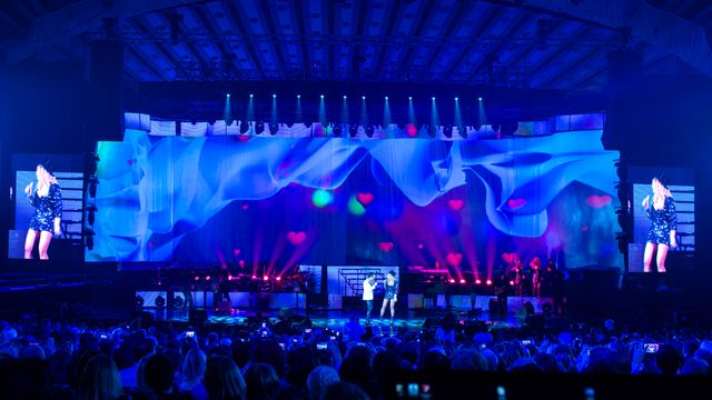 Ștefan Bănică — Christmas Concerts 2014