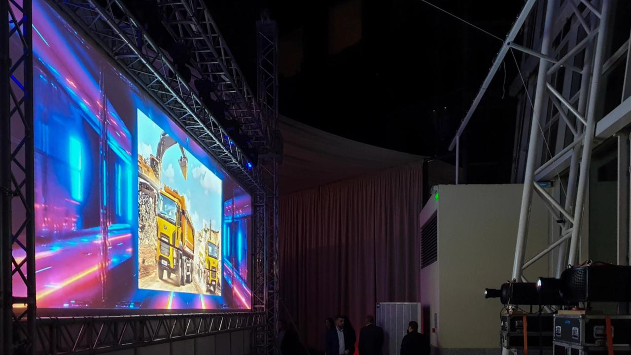 Cefin Trucks — 1,000 Trucks Sold