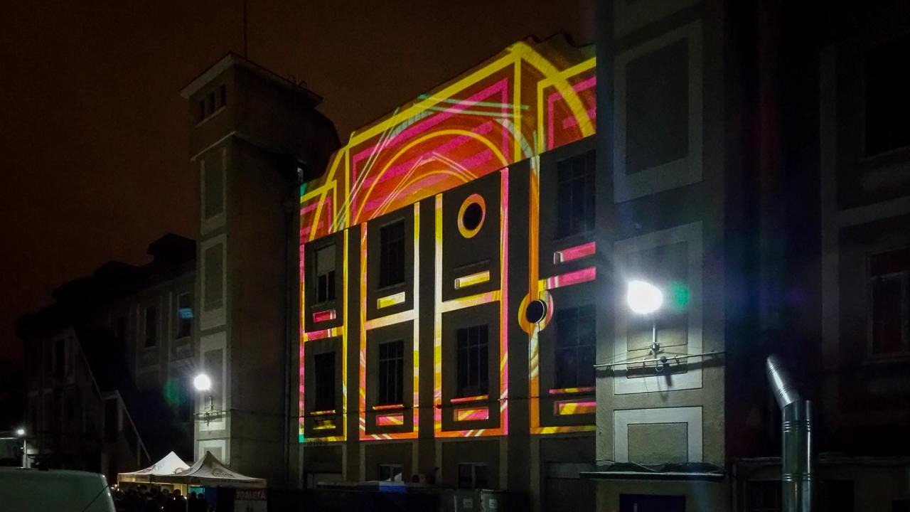 Creative Est Silent DANCE — Flaros Factory