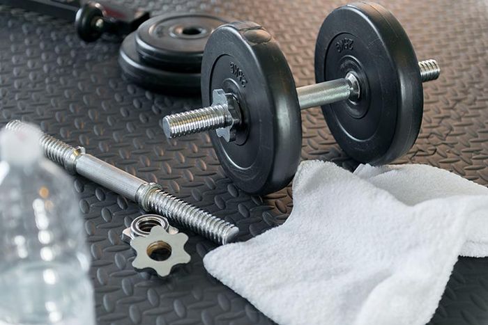 Fitnessraum im Hotel AVIVA by APOLONIA Karlsruhe