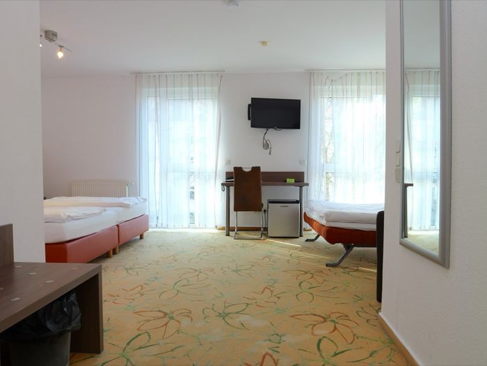 Familienzimmer Schlafbereich Hotel AVIVA by APOLONIA Karlsruhe