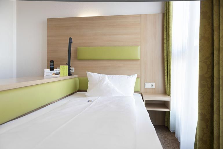 Einzelzimmer Übersicht Hotel AVIVA by APOLONIA Karlsruhe