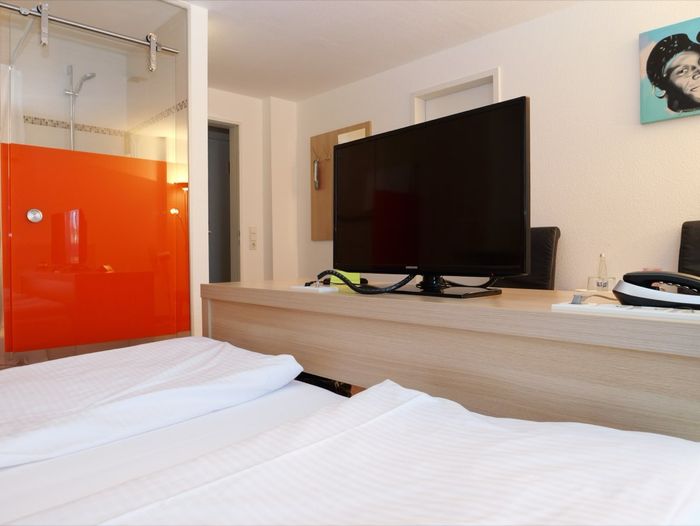 Doppelzimmer Ausstattung Hotel AVIVA by APOLONIA