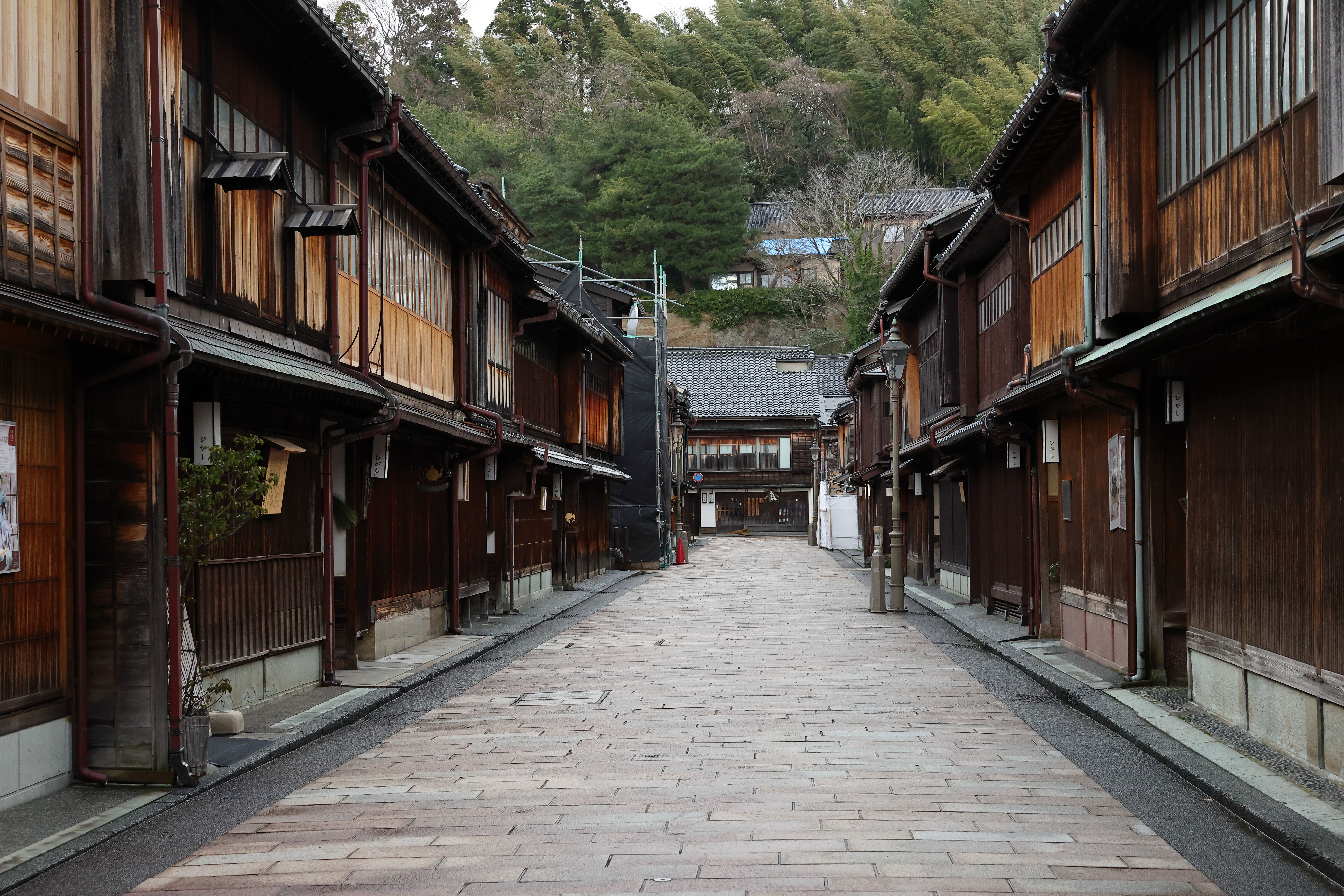 Grand Japan: Kanazawa Craft, Hiroshima & Fuji Views | 21-Day Accessible Journey