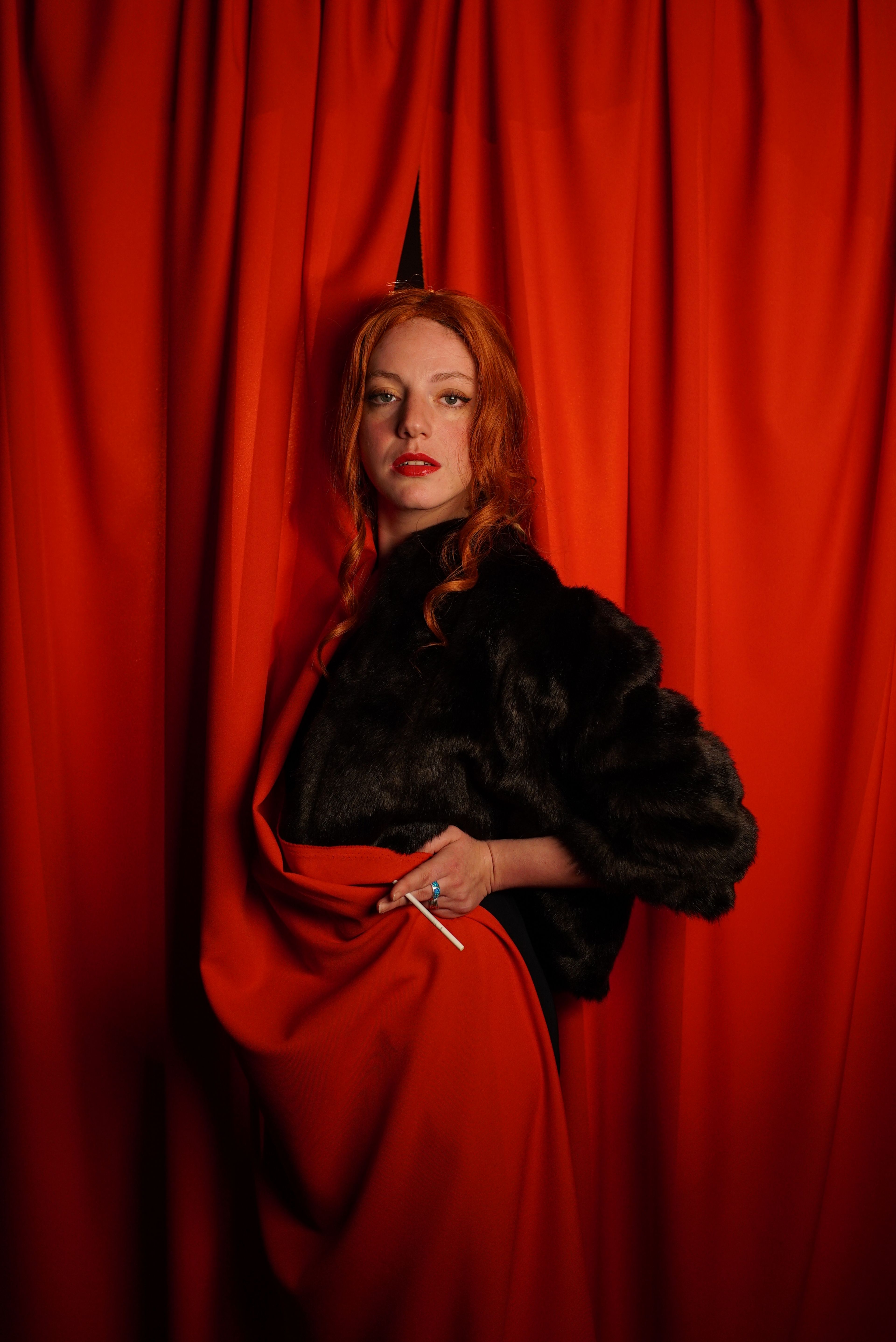 Une de la compagnie Les Barbares