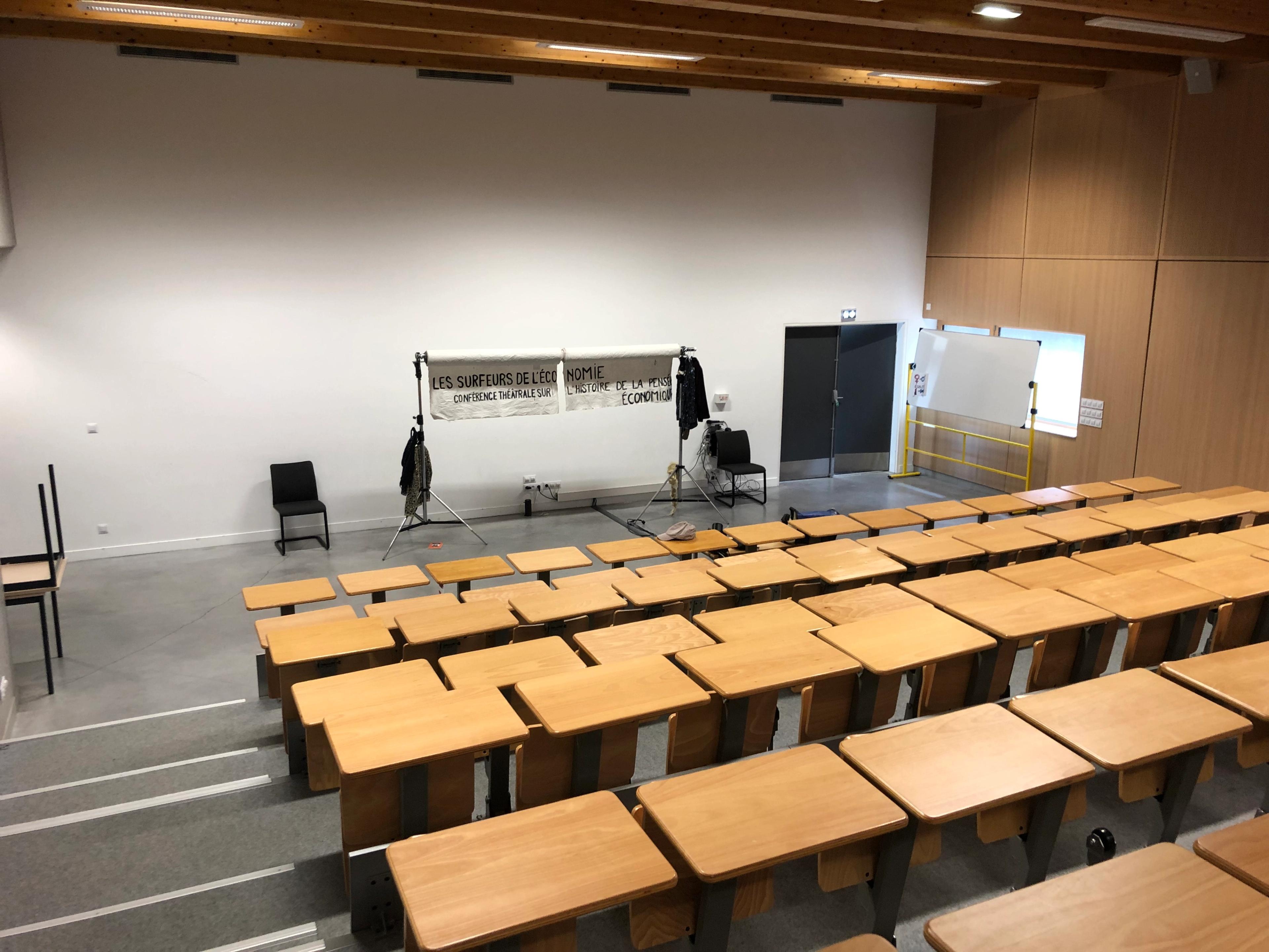 Une photo de la compagnie Les Barbares.