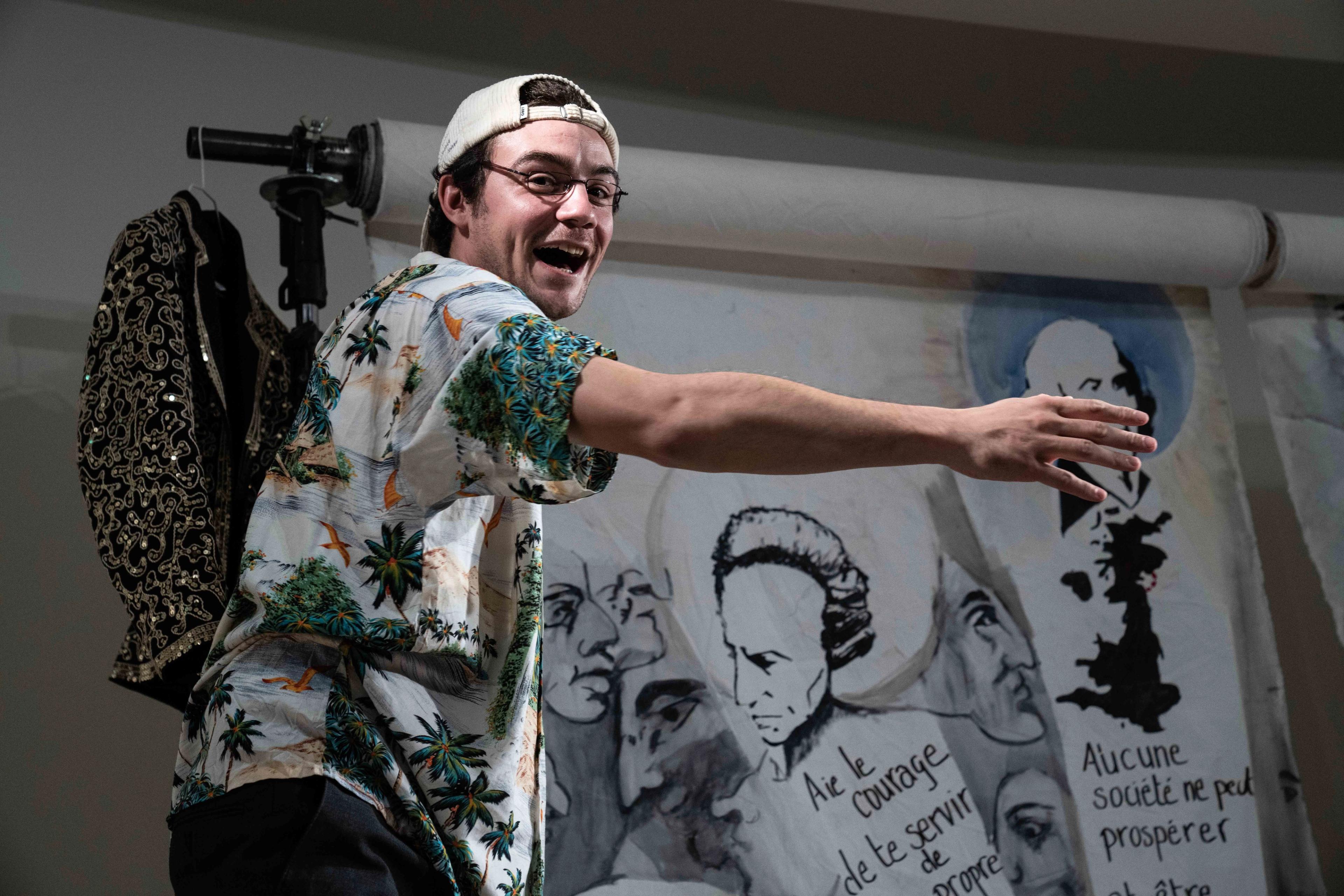 Une de la compagnie Les Barbares