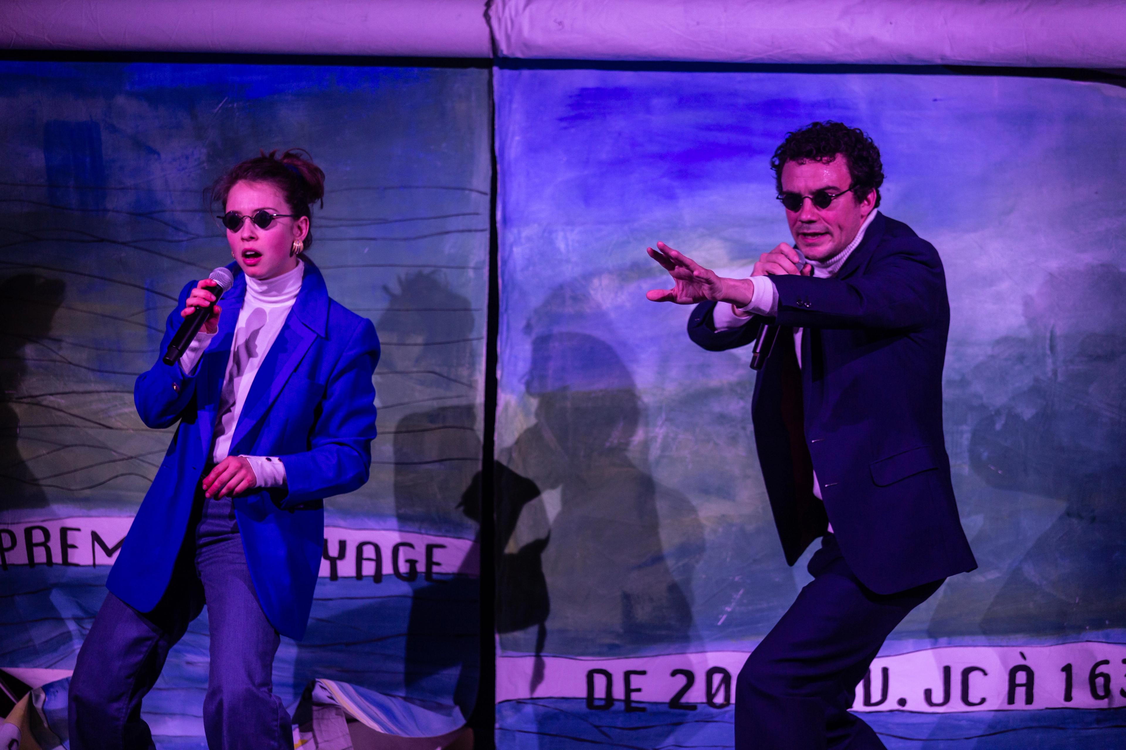 Une de la compagnie Les Barbares