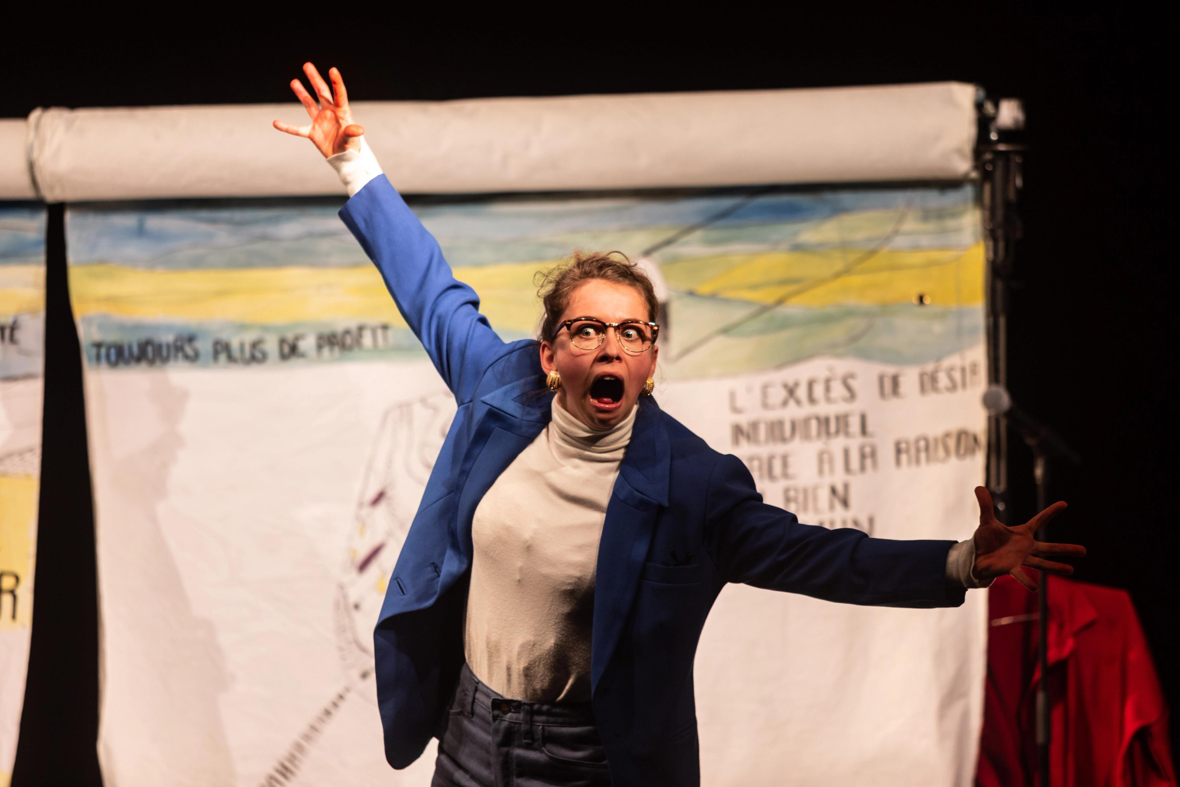 Une de la compagnie Les Barbares