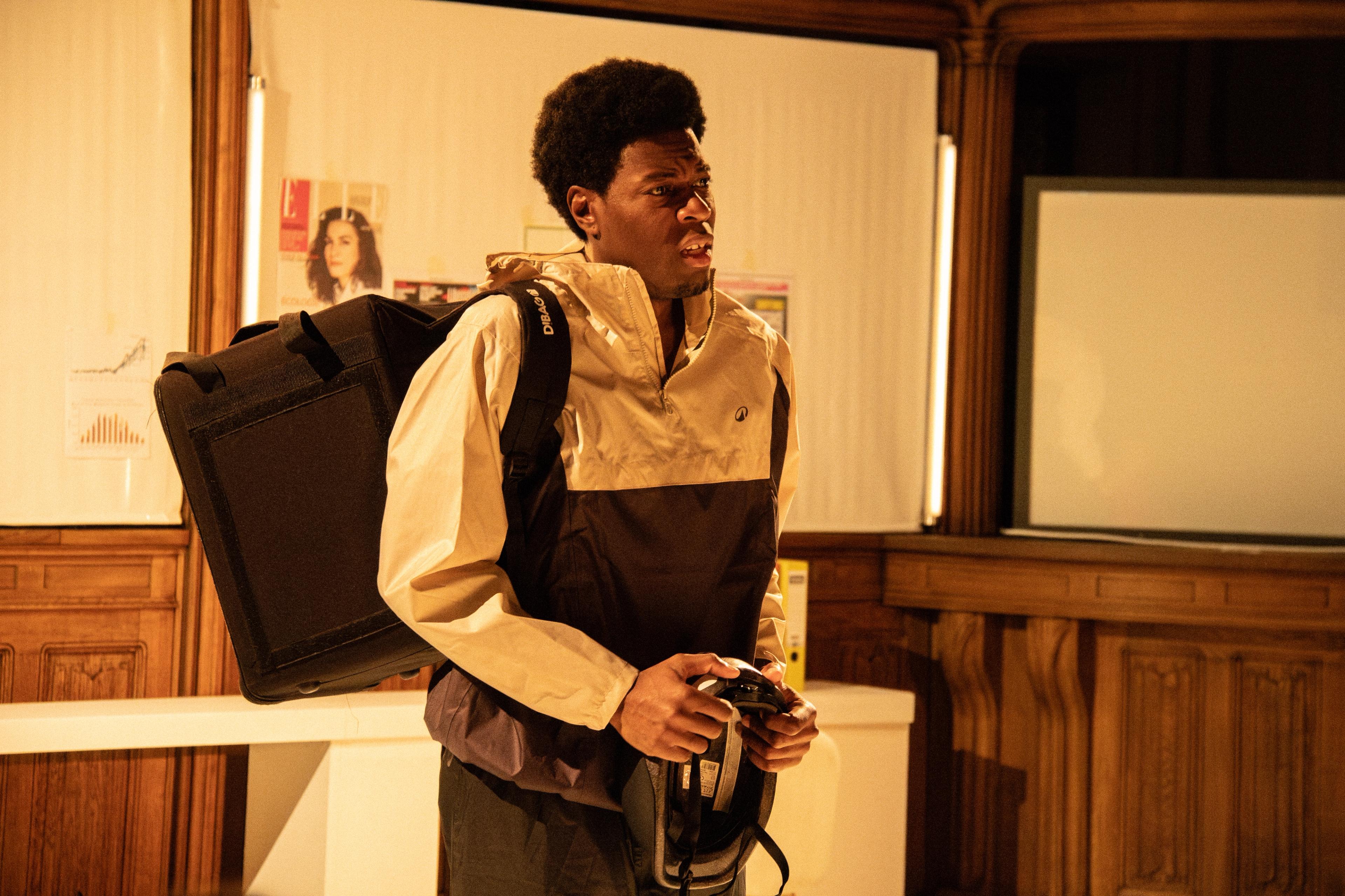 Une de la compagnie Les Barbares