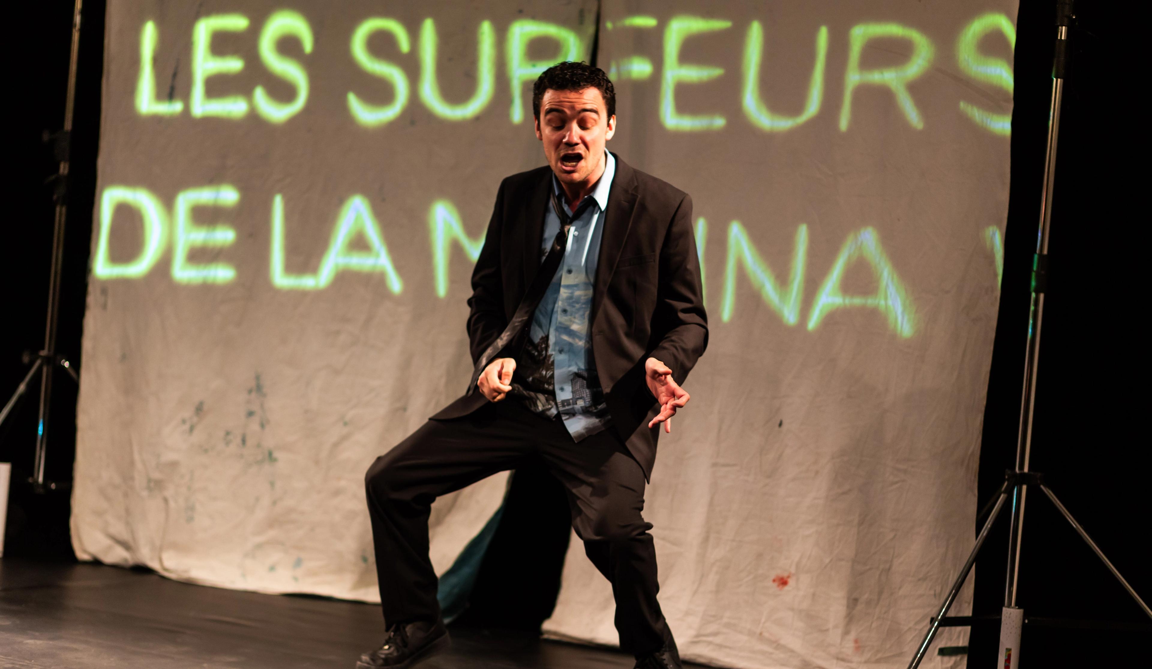 Une de la compagnie Les Barbares