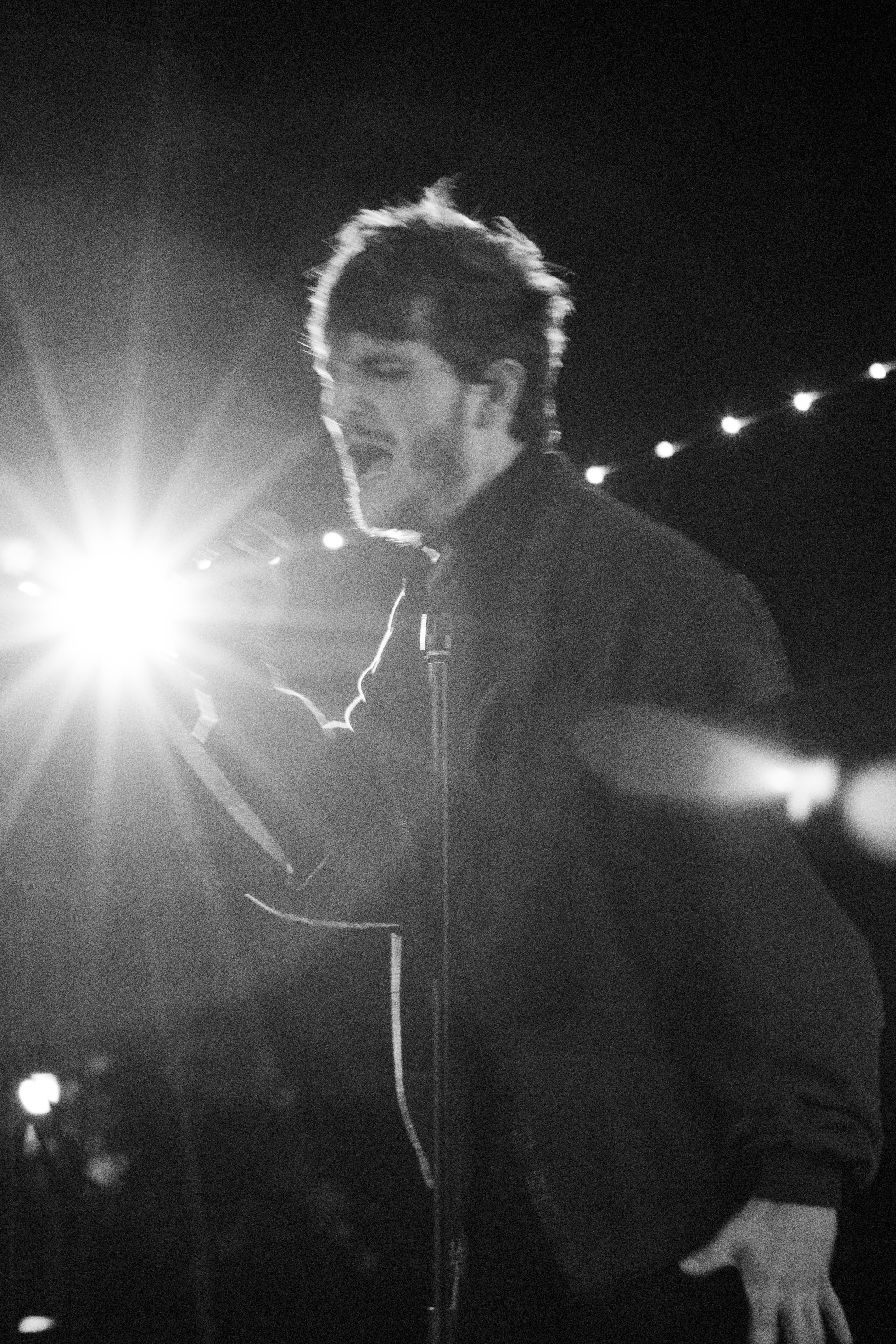 Une de la compagnie Les Barbares