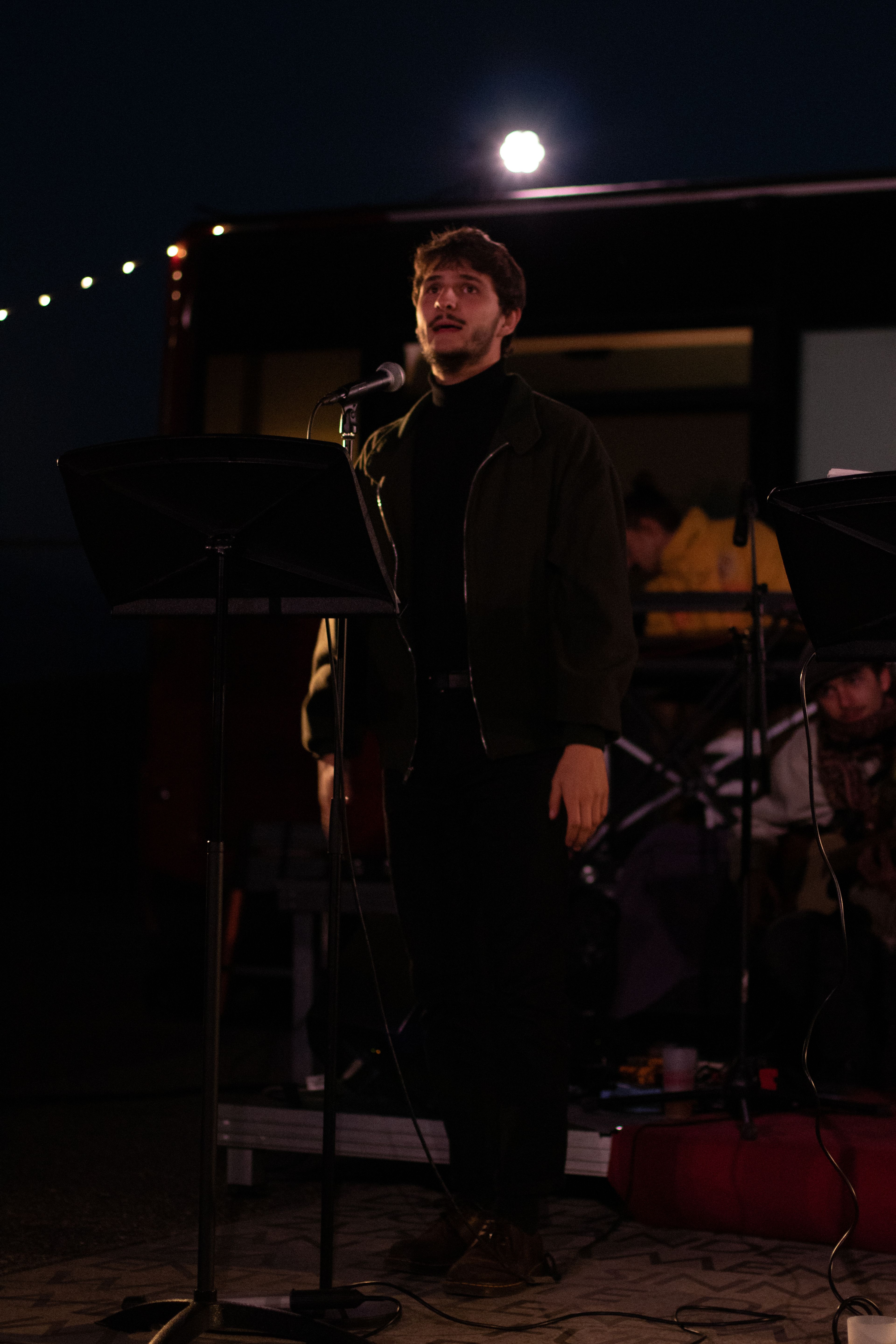 Une de la compagnie Les Barbares