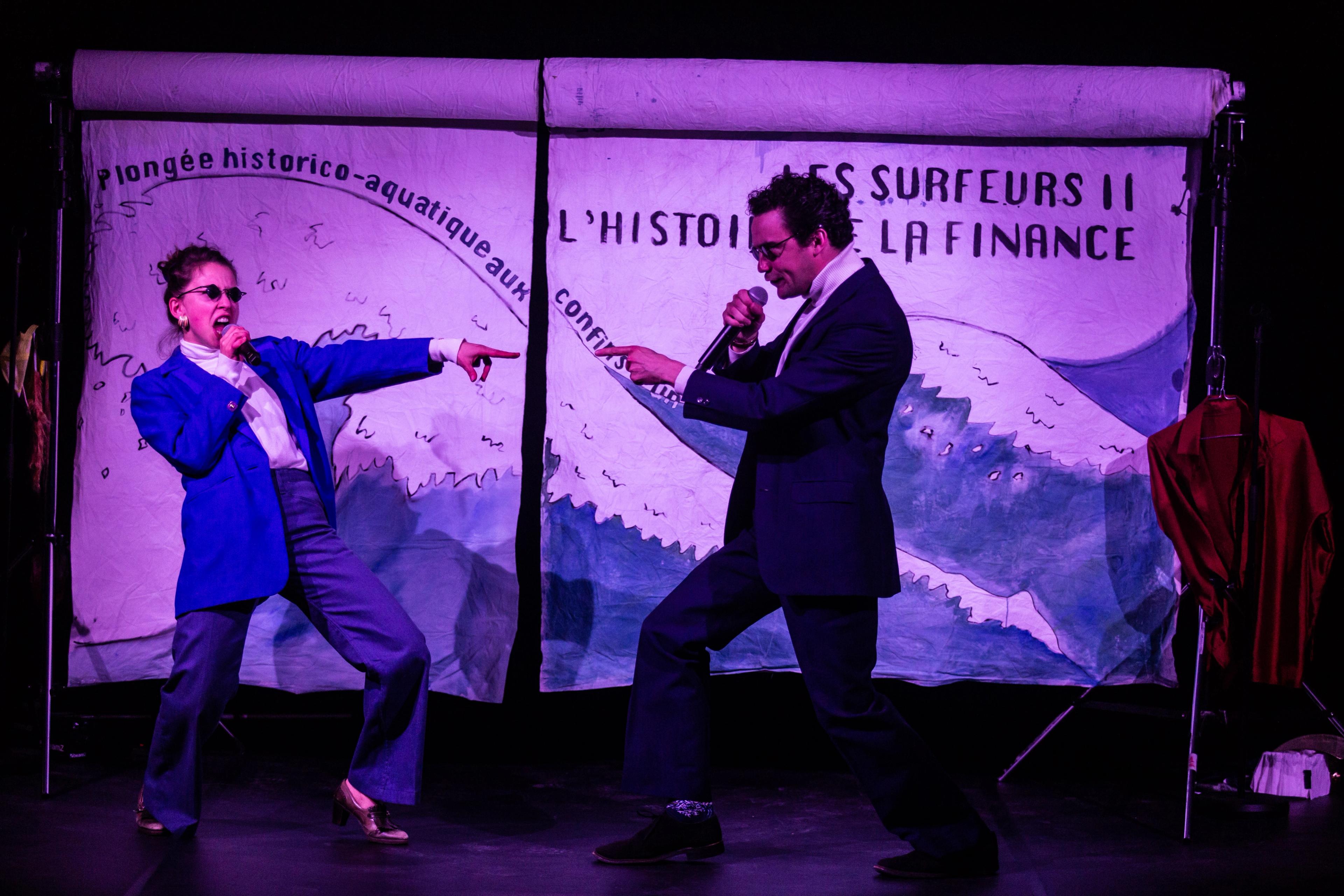 Une de la compagnie Les Barbares