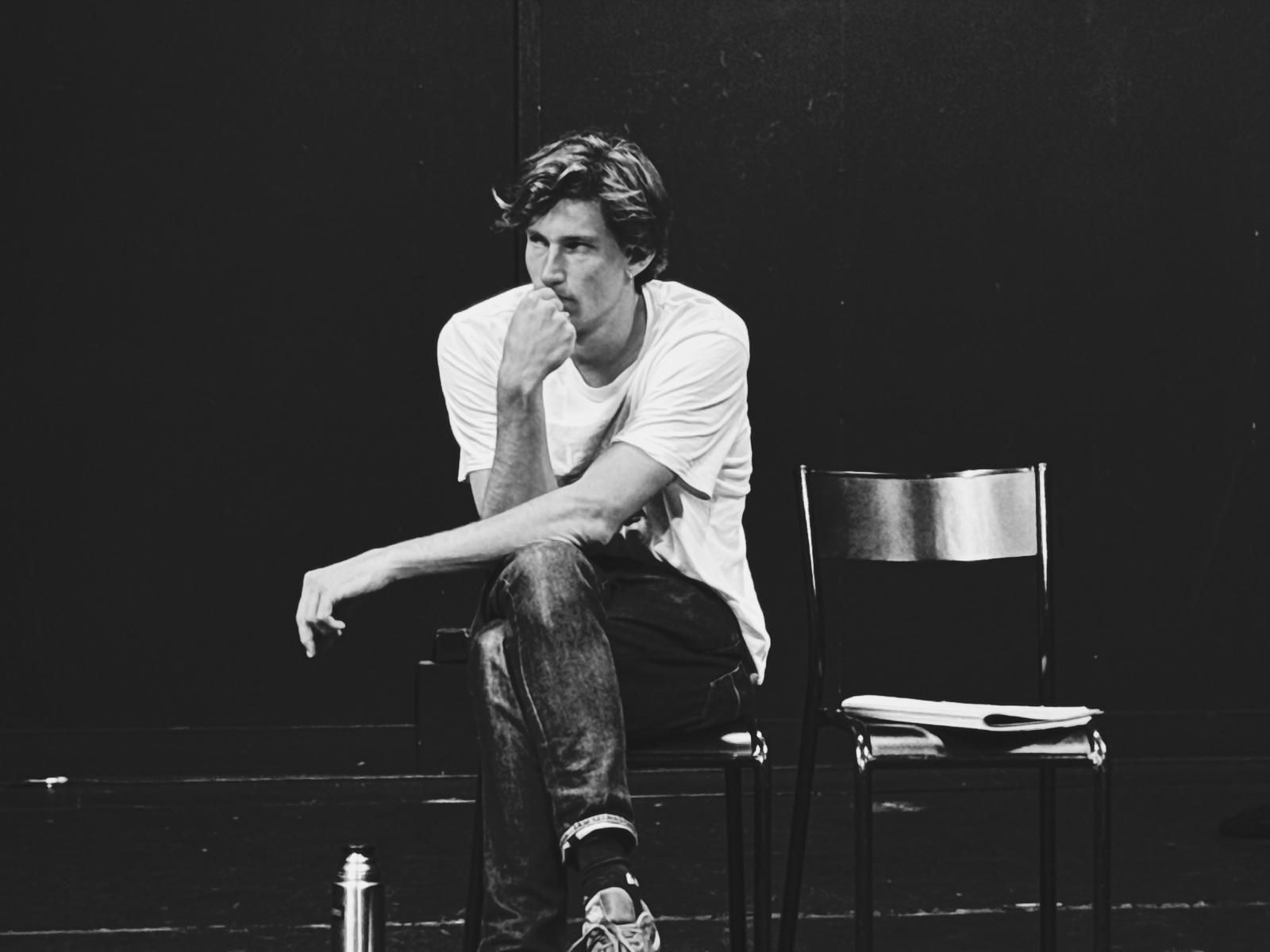 Une de la compagnie Les Barbares