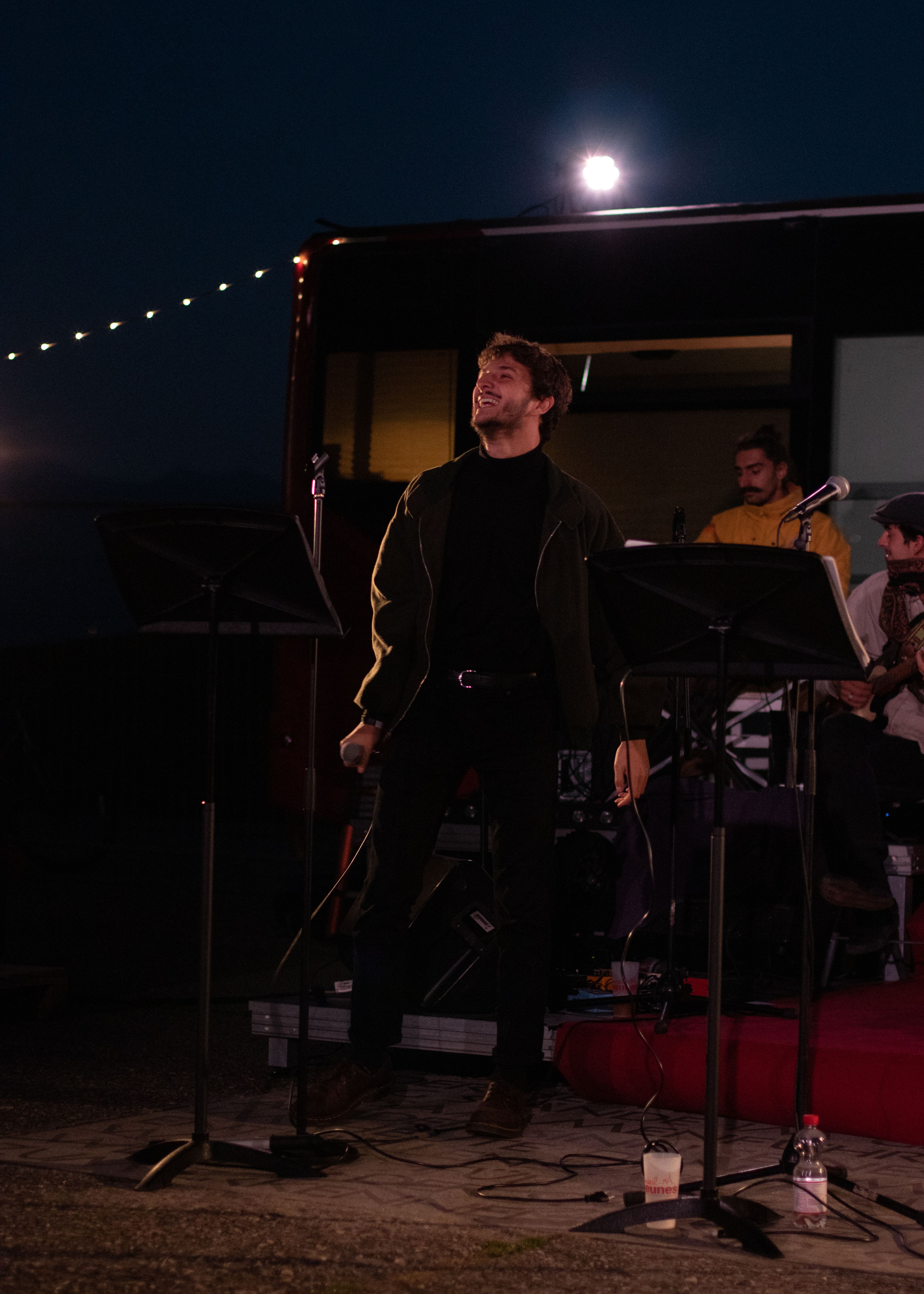 Une de la compagnie Les Barbares