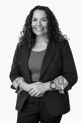 HIGH-RES Lisa Om Vantor Marketing-4.jpg