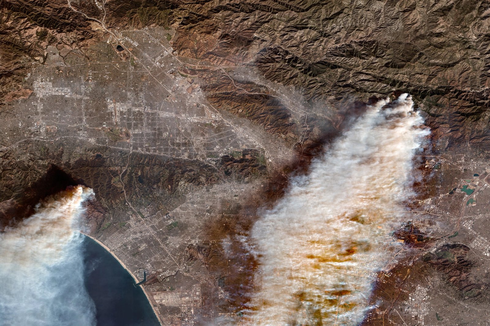 01_overview of palisades and eaton fires_los angeles california_9jan2025_wv3.jpg
