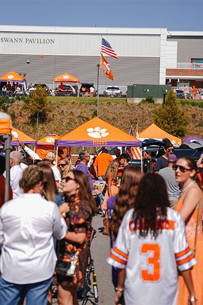 Clemson Full-Service Tailgates