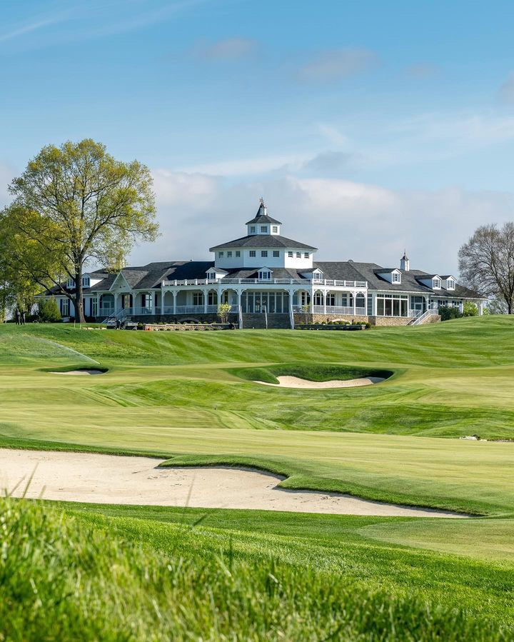 Captains Club Ticket Package