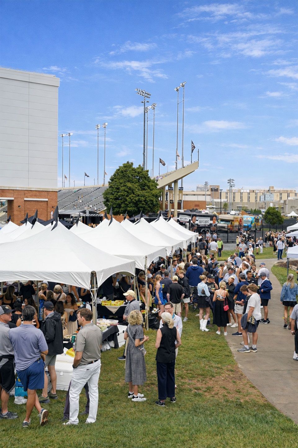 Custom Tailgates & Events