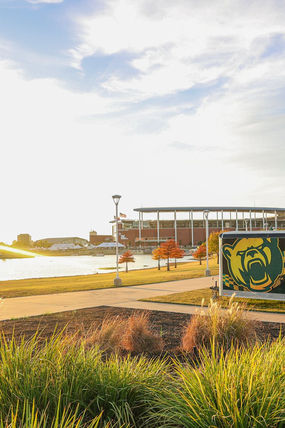 Baylor Full-Service Tailgates