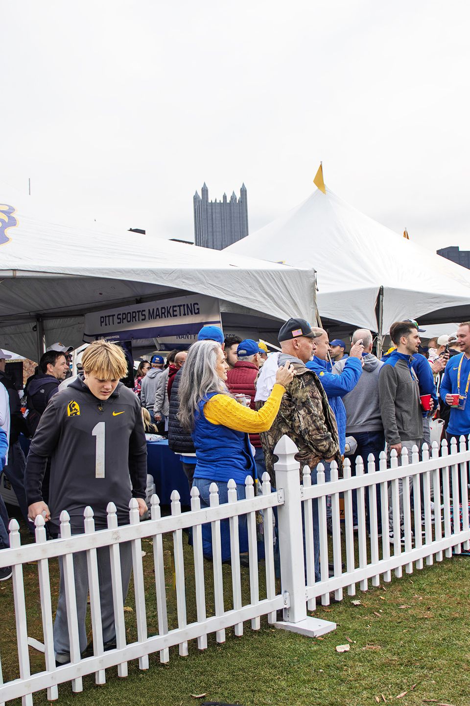 Custom Tailgates & Events