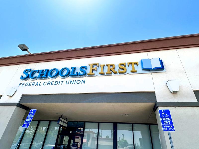 SchoolsFirst Federal Credit Union signage installed by VE Signs