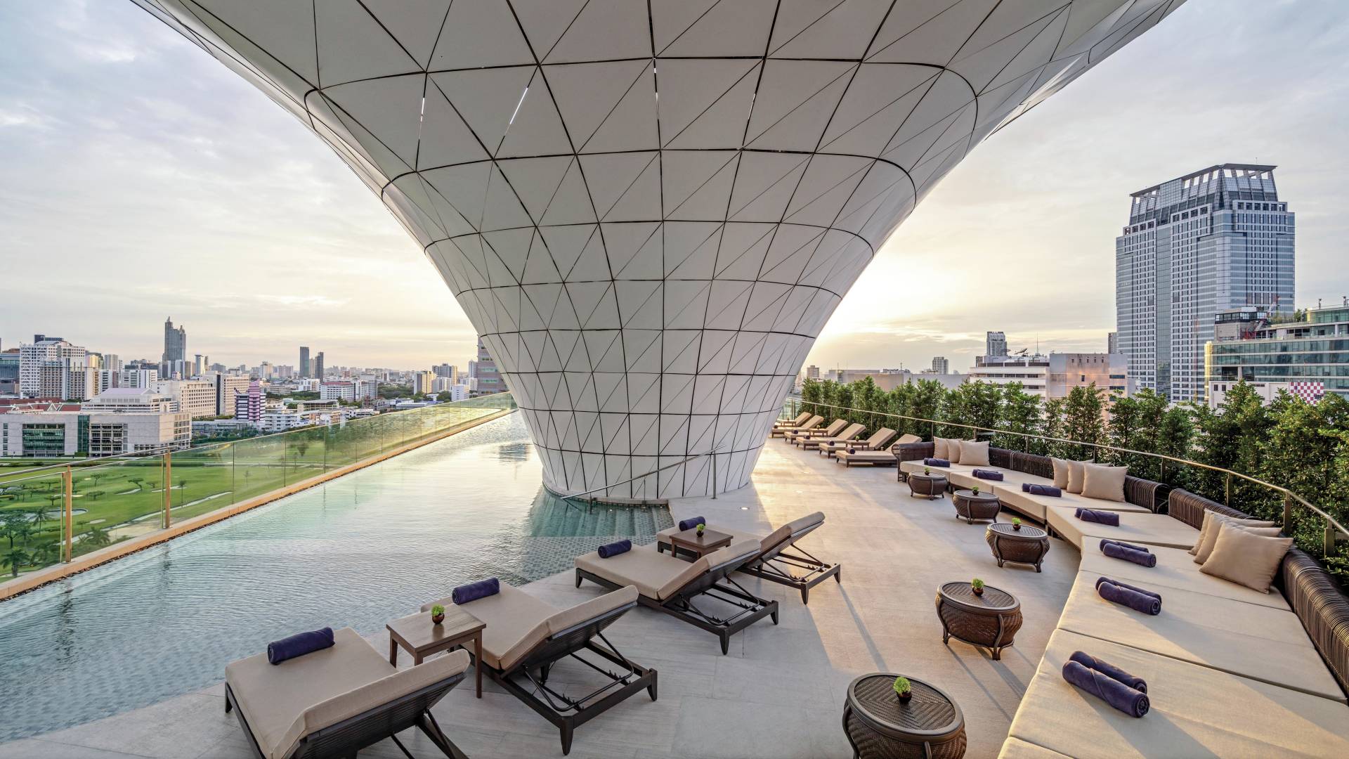 Hilton for Luxury (fka Hilton Impresario) Benefits: 7 Exclusive Perks & Savings at Hilton's luxury brands