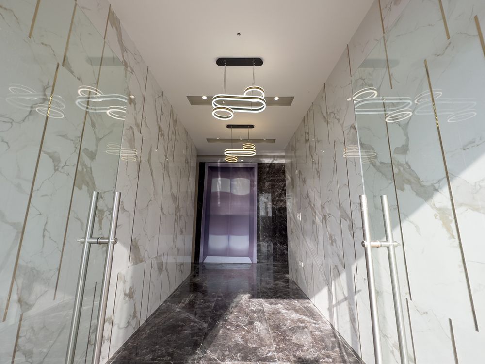 Unique Avenue 210 Unique Avenue 210