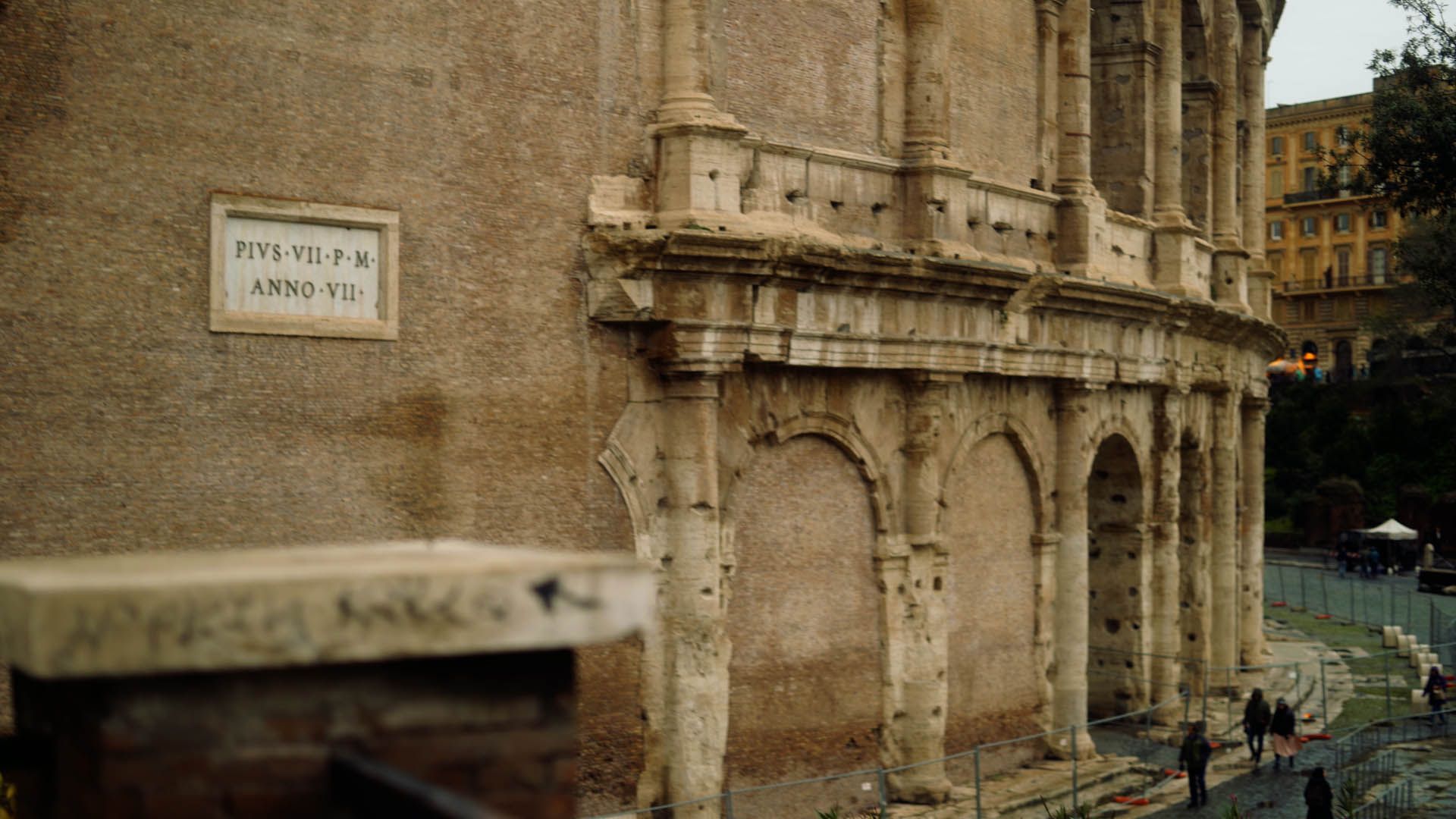 To Roma — frame 19