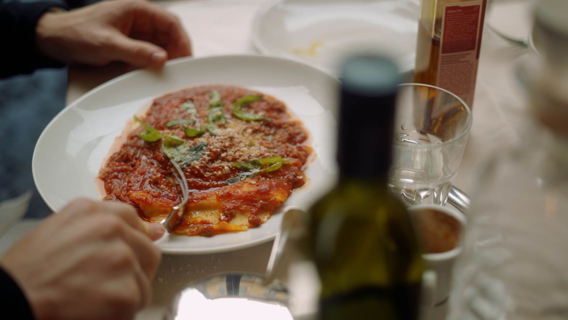 To Roma — frame 24